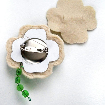 Beadwork kit for creating broоch "Symbol of luck"
