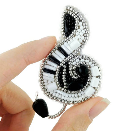 Beadwork kit for creating broоch "Treble clef"