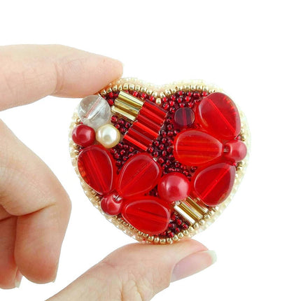 Beadwork kit for creating broоch "Heart"