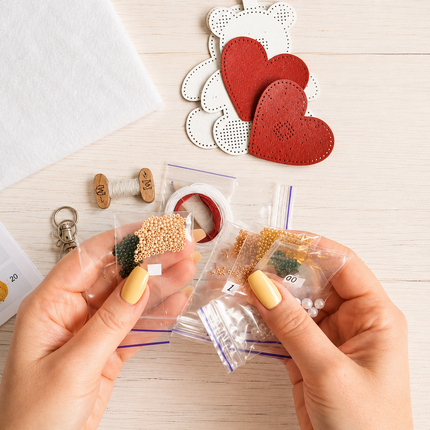 Bead Embroidery Charm Kit on Faux Leather – «Bag Charm White Teddy Bear»