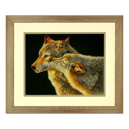 DIY "Wolf Kiss" 13.8"x10.6"