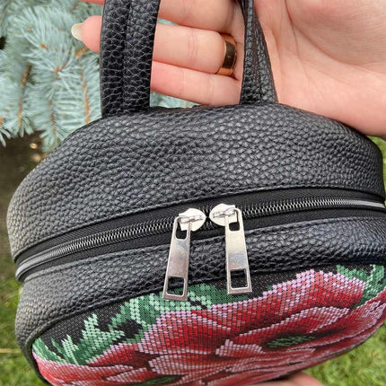 Backpack for embroidery with beads kit "Poppies"