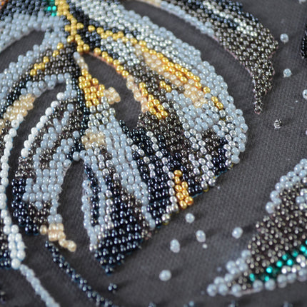 DIY Bead Embroidery Kit "Lurking" 14.6"x11.0" / 37.0x28.0 cm