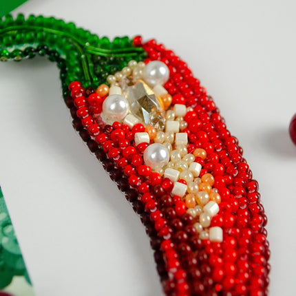 Beadwork kit for creating brooch "Hot pepper"