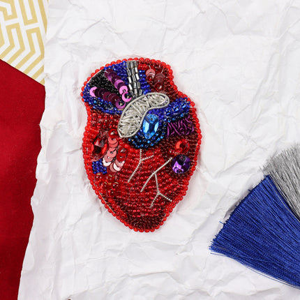 Beadwork kit for creating brooch "Heartbeat"