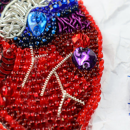 Beadwork kit for creating brooch "Heartbeat"