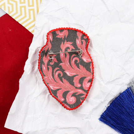 Beadwork kit for creating brooch "Heartbeat"