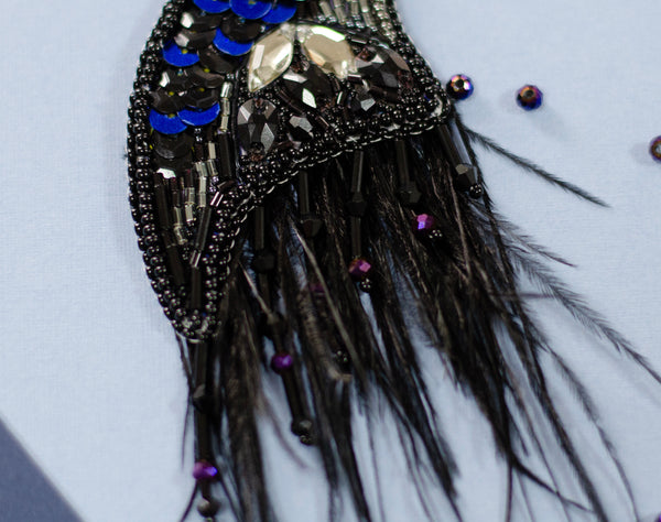 Beadwork kit for creating brooch 