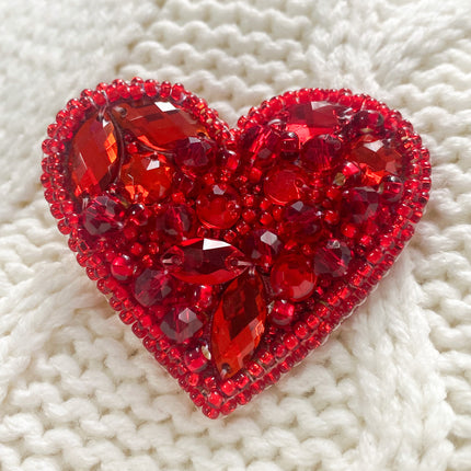 Beadwork kit for creating brooch "Little heart "