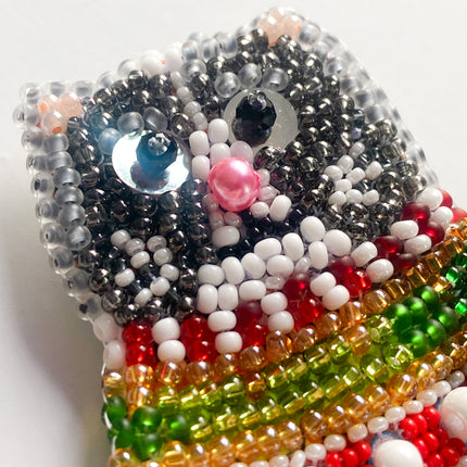 Beadwork kit for creating brooch "Cat In a Sweater"