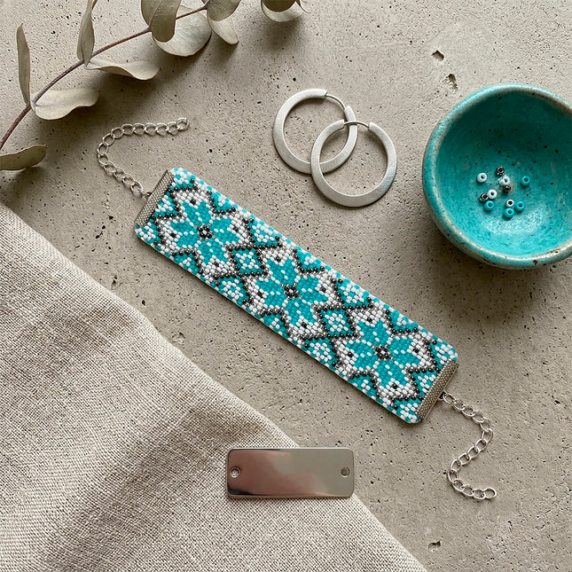 DIY Beaded Bracelet Kit "Treasure of Traditions"