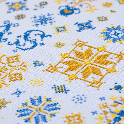 DIY Cross Stitch Kit "Family sampler" 11.8x11.8 in