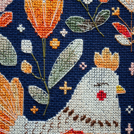 DIY Cross Stitch Kit "Best hen friends" 9.1x9.1 in