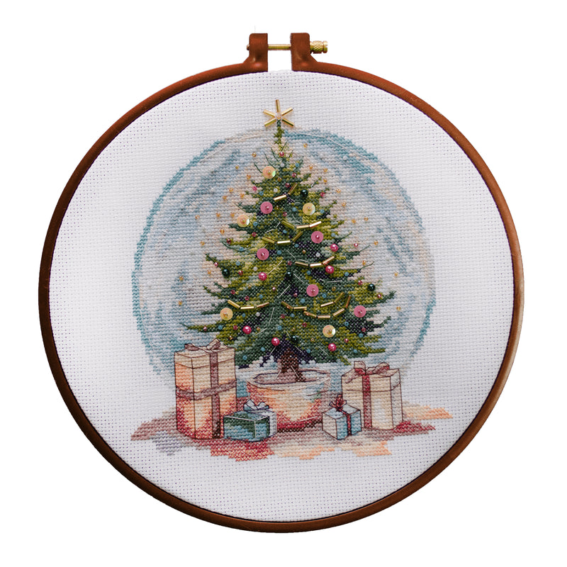 DIY Cross Stitch Kit "Moment Before Christmas" 6.7x7.5 in