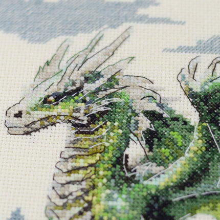 DIY Cross Stitch Kit "Lord of the mountain" 9.8x9.4 in