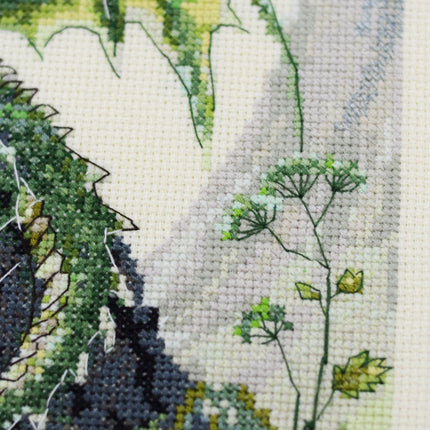 DIY Cross Stitch Kit "Lord of the mountain" 9.8x9.4 in