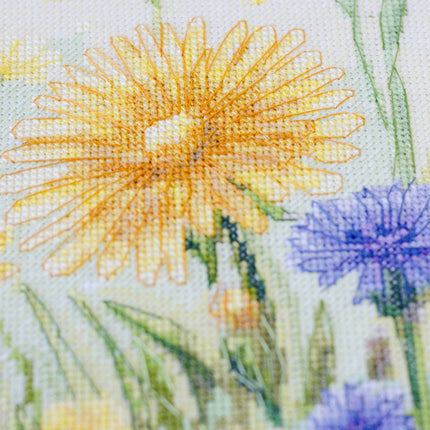 DIY Cross Stitch Kit "Whispering Grass" 10.2x10.2 in