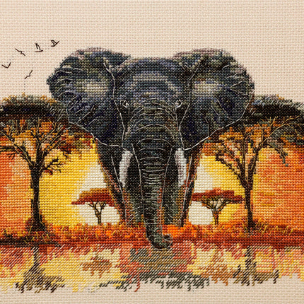 DIY Cross Stitch Kit "Master of the Savannah" 9.4x6.7 in