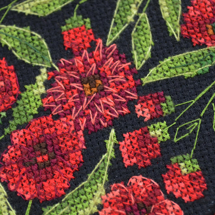 Counted Cross Stitch Kit "Flower dance"
