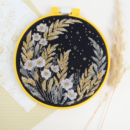 Counted Cross Stitch Kit "Shine from the starlight"