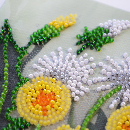 DIY Bead Embroidery Kit "Favorite dandelion"  5.9"x5.9" / 15.0x15.0 cm