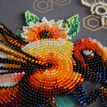 DIY Bead Embroidery Kit "Mid-sized bead embroidery kit Honey mosaic (Deco Scenes)"