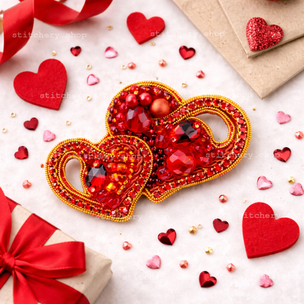 Beadwork kit for creating broоch "Hearts"