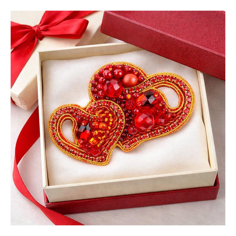Beadwork kit for creating broоch "Hearts"