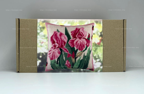 Needlepoint Pillow Kit 