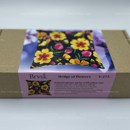 Needlepoint Pillow Kit "Hedge of Flowers"