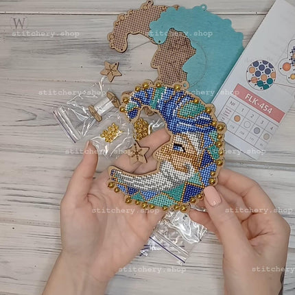 DIY Christmas tree toy kit "Magic moon"