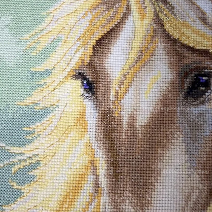 Counted Cross Stitch Kit "Berry melody"