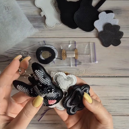 Bead Embroidery Charm Kit on Faux Leather – «Bag Charm Black Bulldog»