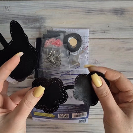 Bead Embroidery Charm Kit on Faux Leather – «Bag Charm Black Bulldog»