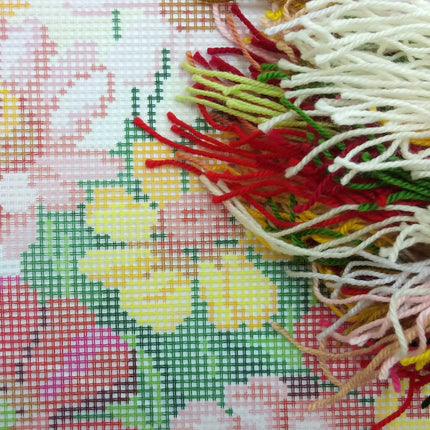Needlepoint Pillow Kit "Zinnias"