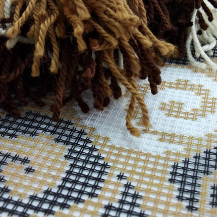 Needlepoint Pillow Kit "Cappuccino"
