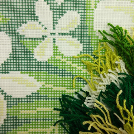 Needlepoint Pillow Kit "Jasmine"