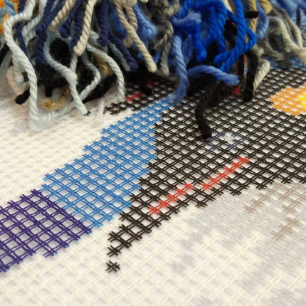 Needlepoint Pillow Kit "Penguins in Love"