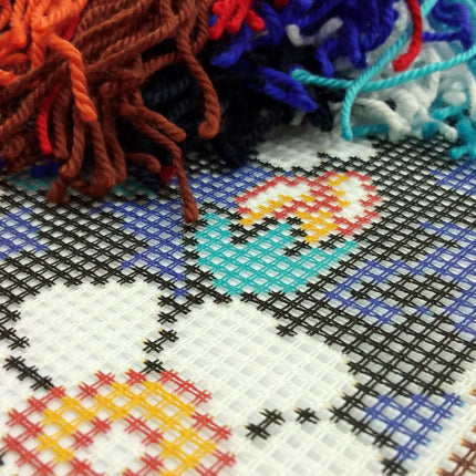 Needlepoint Pillow Kit "Daisies and Turquoise"