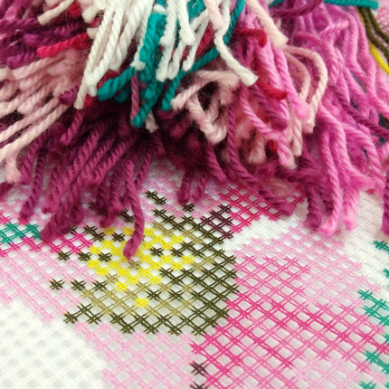 Needlepoint Pillow Kit "Peony"