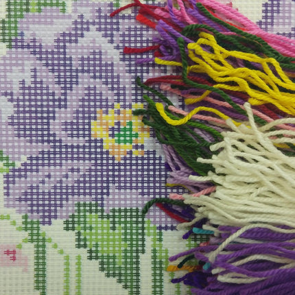 Needlepoint Pillow Kit "Anemone"