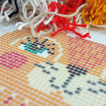 Needlepoint Pillow Kit "Cat of Art Nouveau"