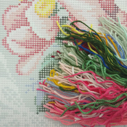 Needlepoint Pillow Kit "Bouquet of Spring"