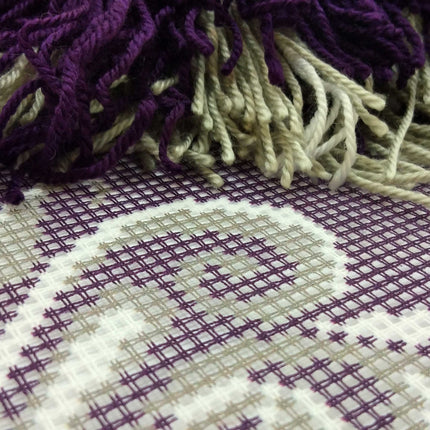 Needlepoint Pillow Kit "Aurora"