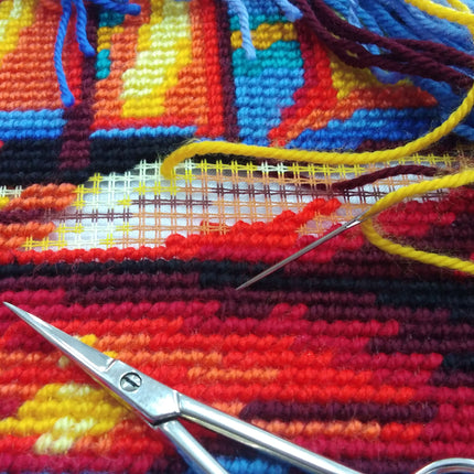 Needlepoint Pillow Kit "Sunsetting"