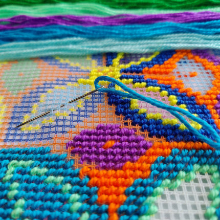 Needlepoint Pillow Kit "Sunbeams"