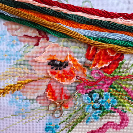 Needlepoint Pillow Kit "Flower arrangement"