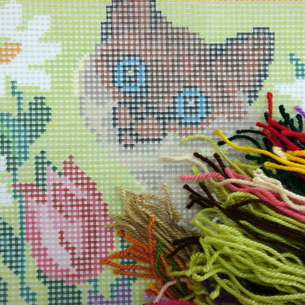 Needlepoint Pillow Kit "Siamese Cat"
