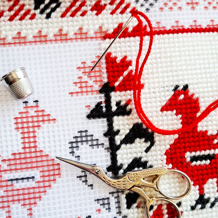 Needlepoint Pillow Kit "Family Amulet"