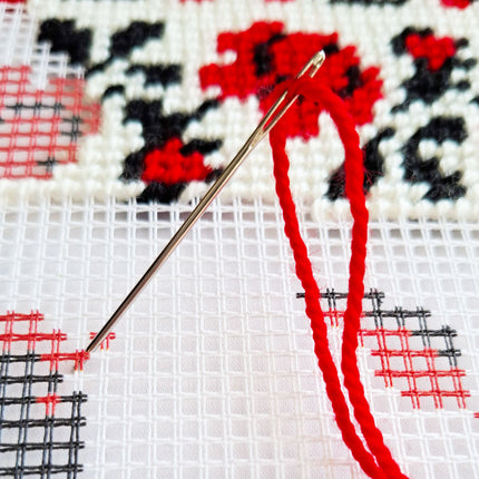 Needlepoint Pillow Kit "Love Amulet"